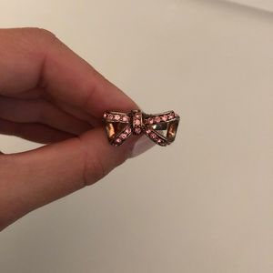 BETSEY JOHNSON Pink Bow Ring